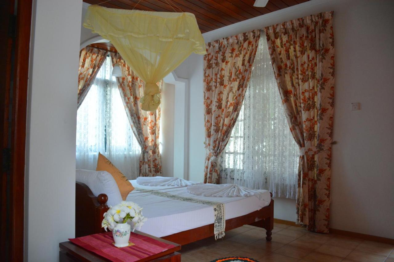Welcome Family Guest House. Bentota Extérieur photo