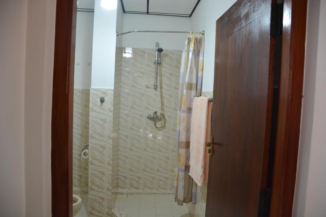 Welcome Family Guest House. Bentota Extérieur photo