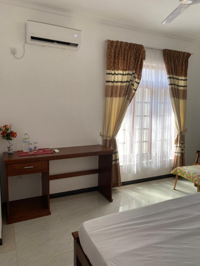 Welcome Family Guest House. Bentota Extérieur photo
